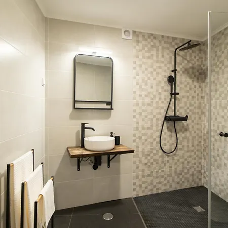 Casa E Piscina Da Avo Rosa 3* Сетубал